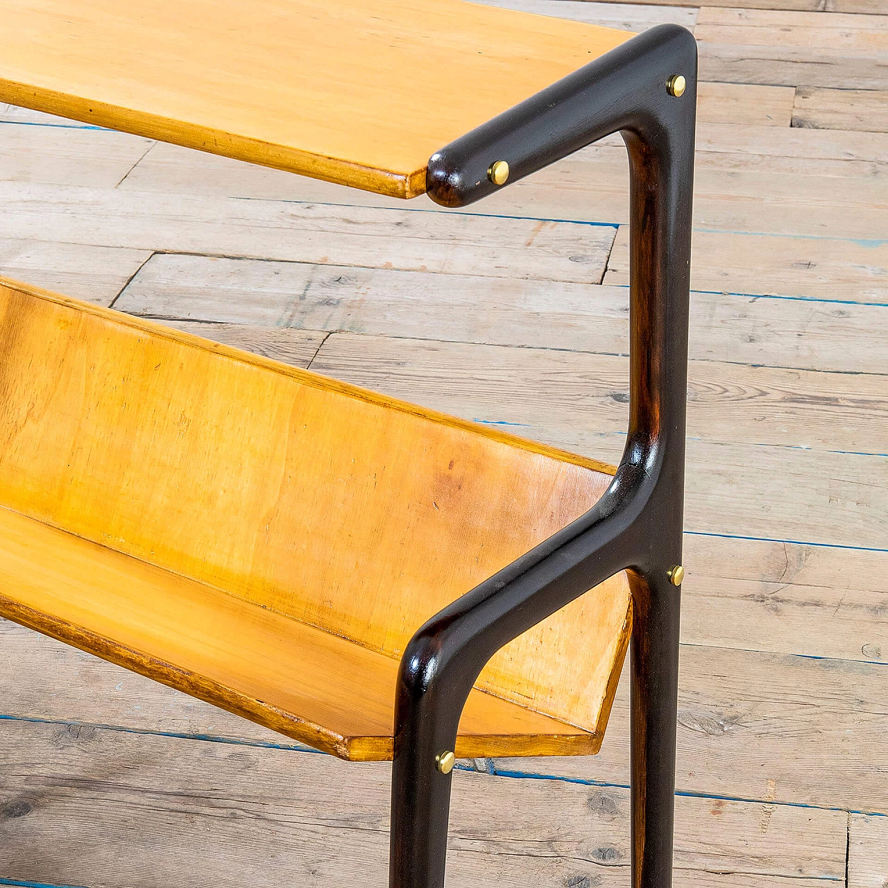 Pair of wood side tables with magazine racks by Ico Parisi, 1950s 6