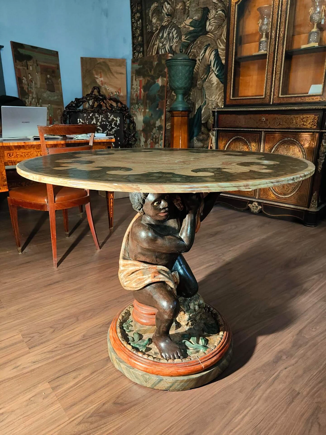 Lacquered wooden table supported by Venetian Moor, second half of the 19th century 5