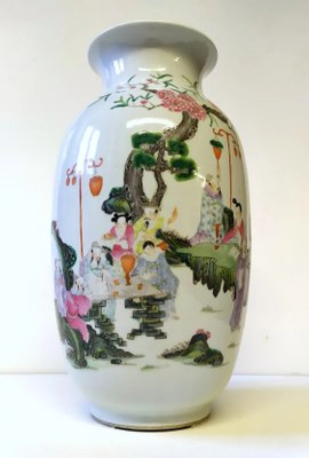 Chinese hand painted porcelain Juren Tang Zhi vase 3