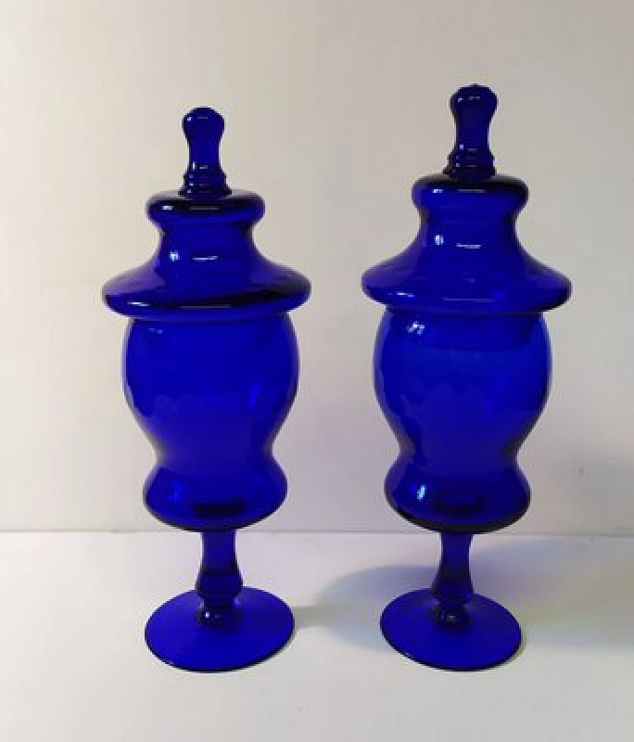 Coppia di vasi con coperchio in vetro di Murano blu, anni '60 1