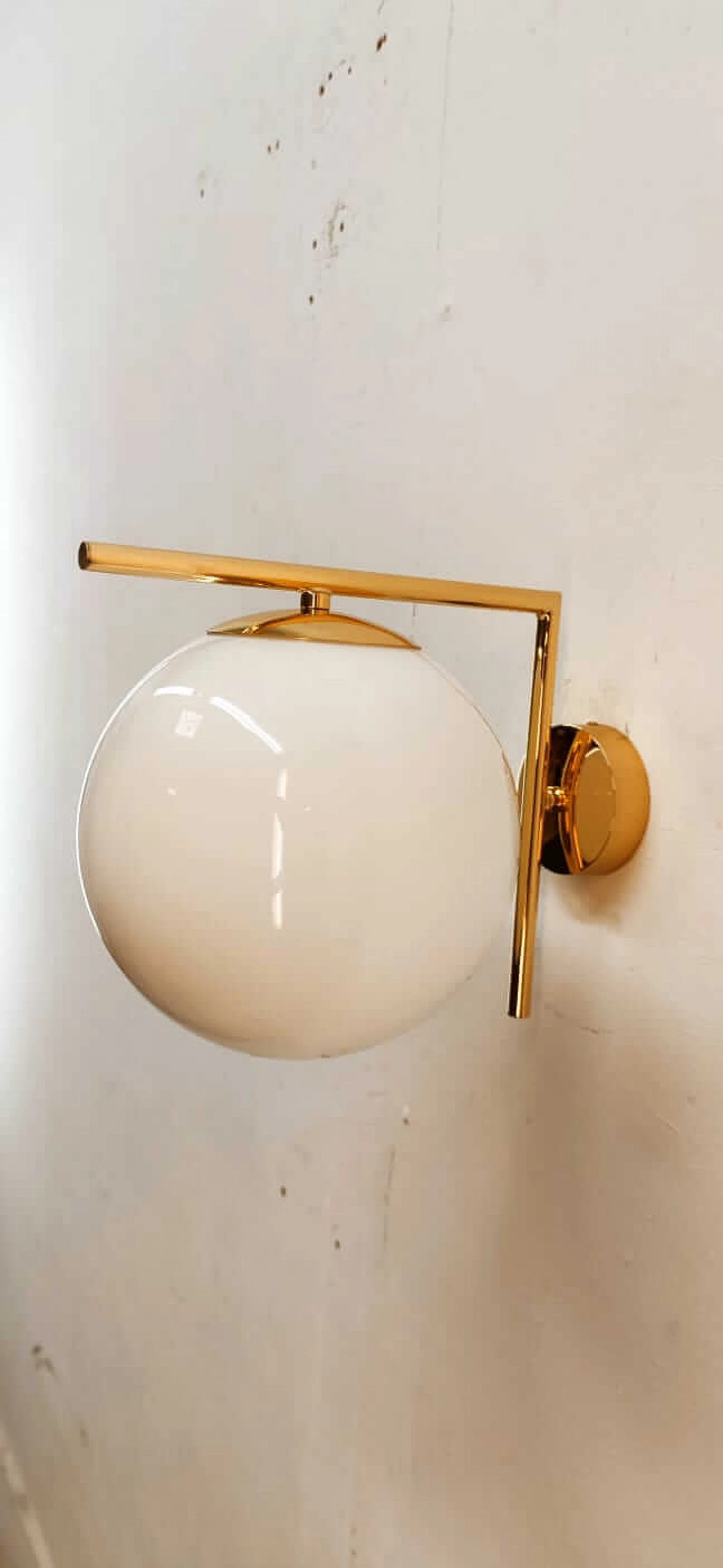 Brass wall light with spherical shiny glass lampshade, 1980s 6