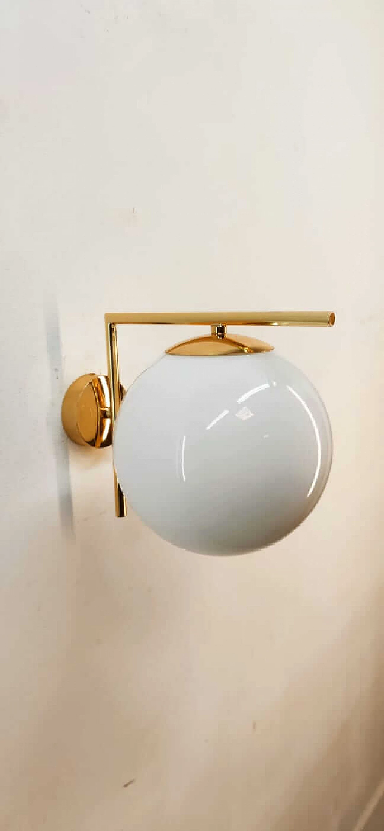 Brass wall light with spherical shiny glass lampshade, 1980s 7