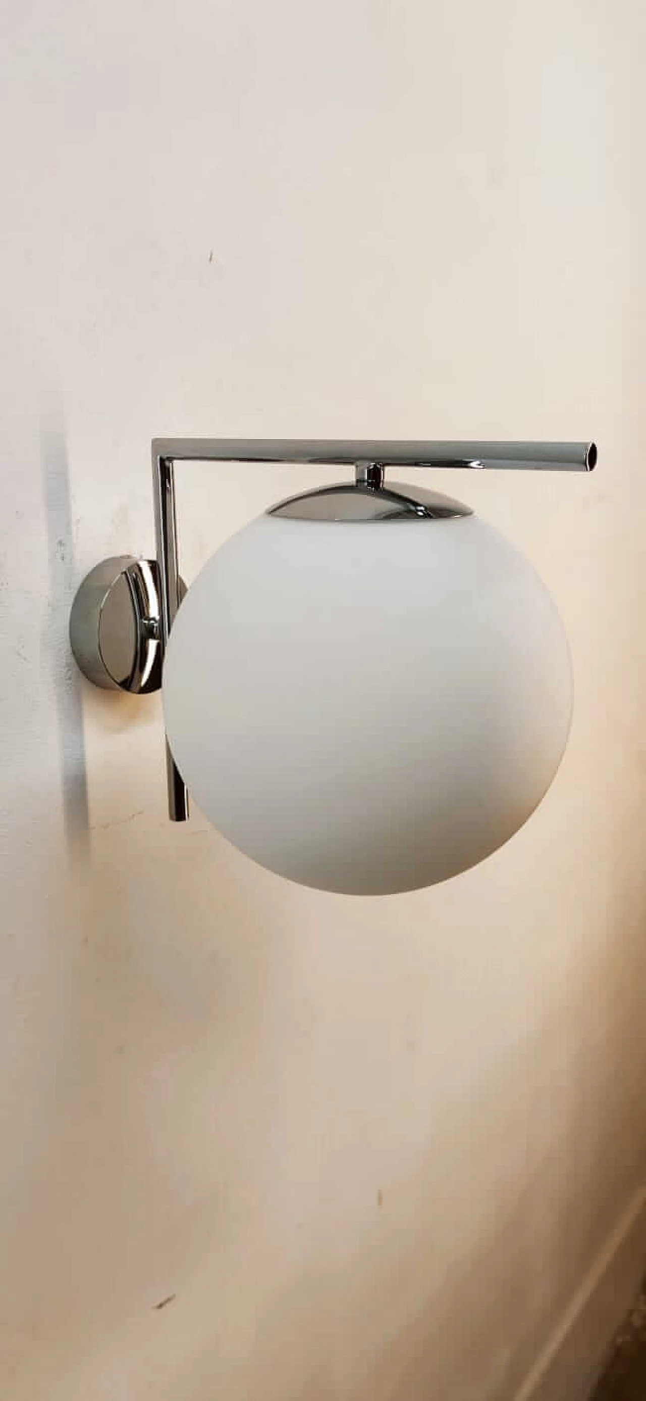 Chromed brass wall light with spherical frosted glass lampshade, 1980s 5