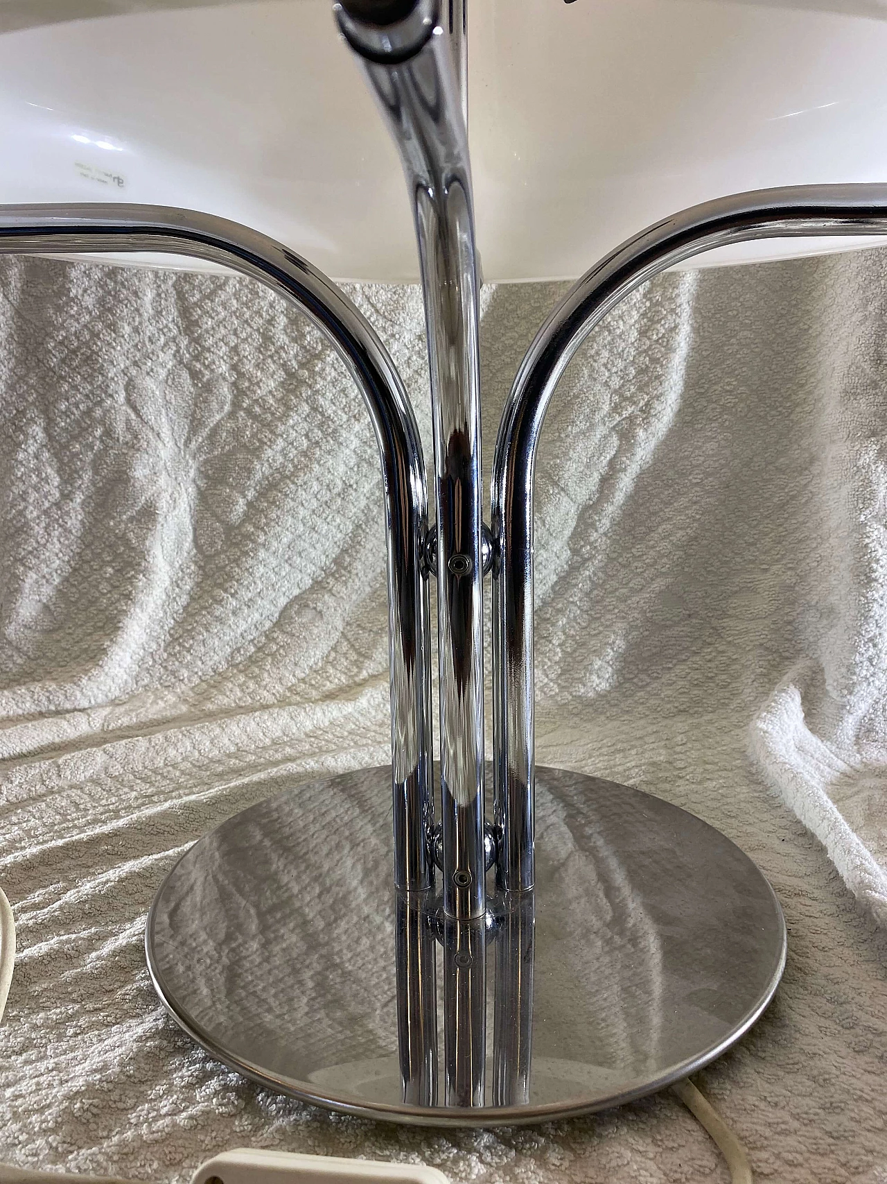 Quadrifoglio table lamp by Gae Aulenti for Harvey Guzzini, 1970s 2