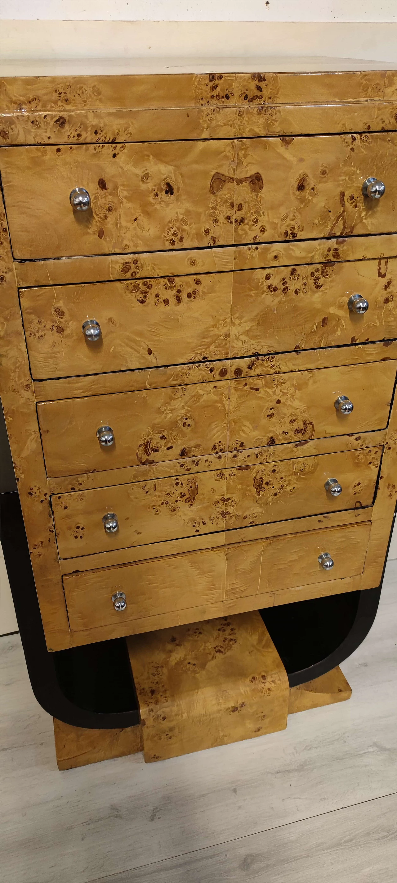 Cassettiera Art Déco in radica di betulla, anni '30 3