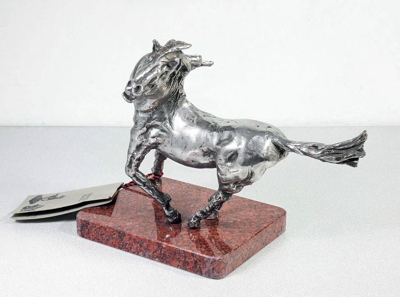 Fernando Regazzo, Cavallo in corsa, scultura in metallo, 1986 9