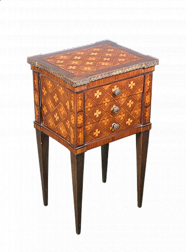 Three-drawer nightstand in inlaid wood in Louis XVI style