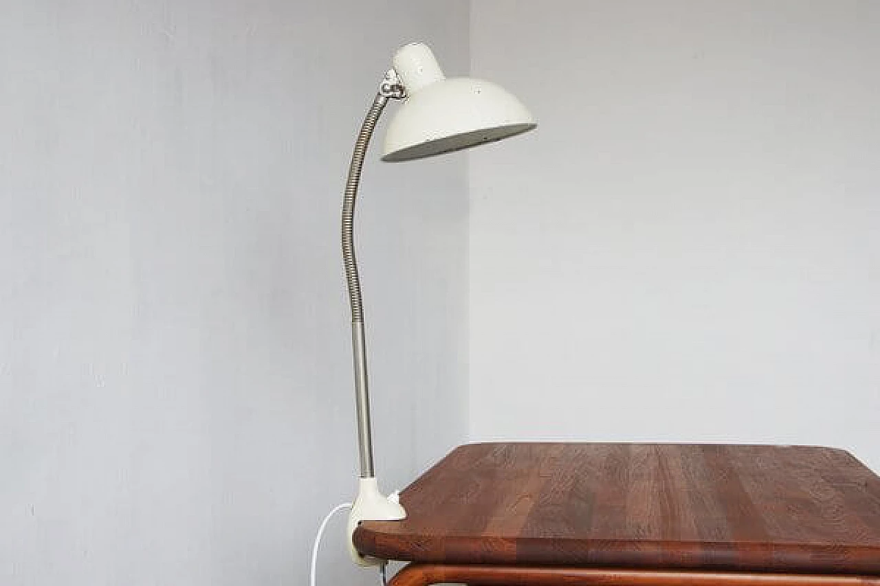 Lampada da tavolo in metallo bianco di Christian Dell per Kaiser Idell, anni '50 3