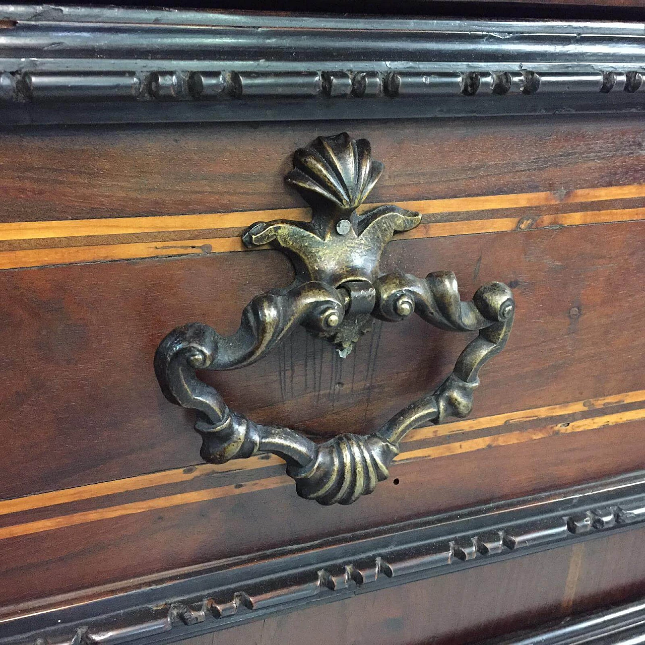 Walnut chest of drawers panelled and inlaid on the front, late 17th century 14