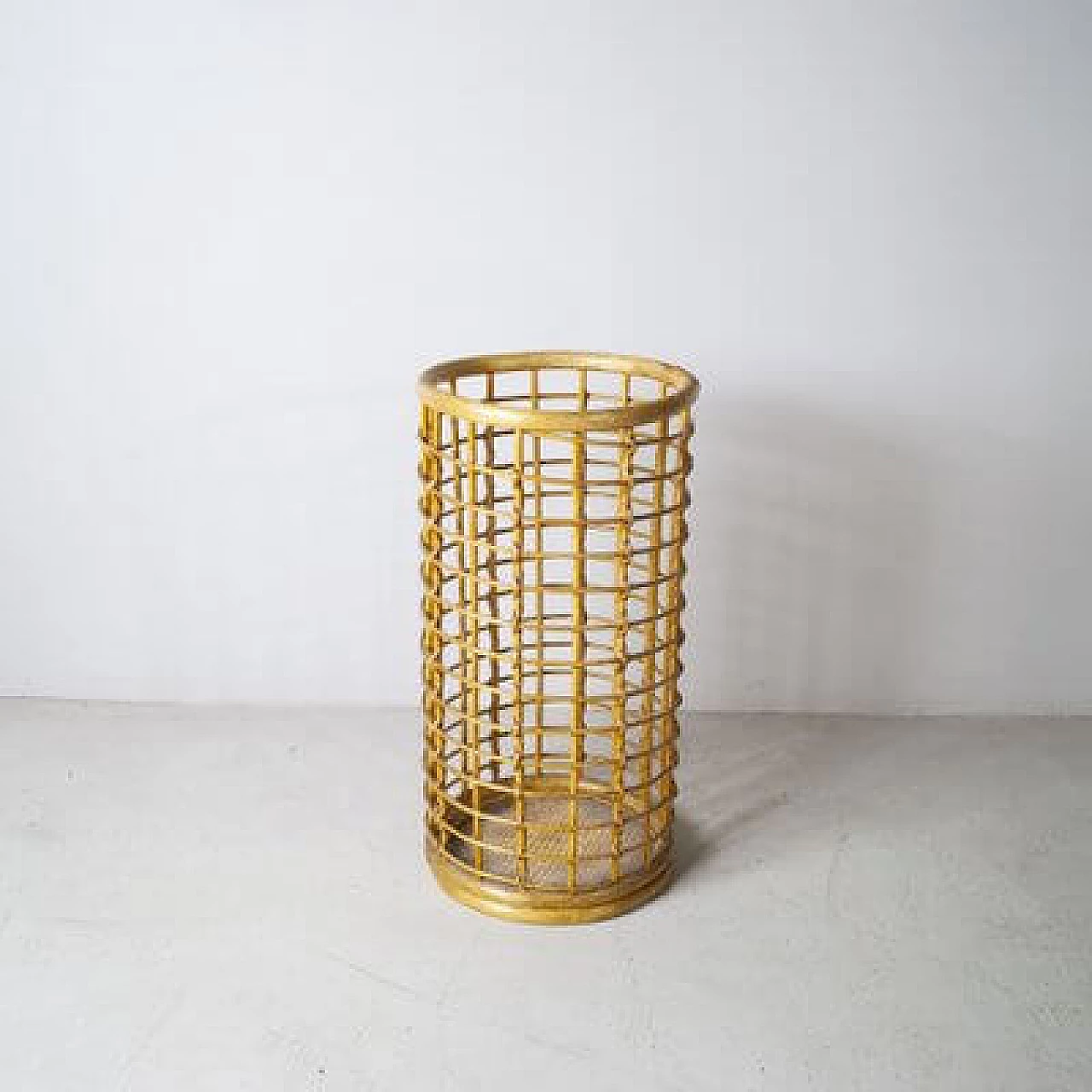 Bamboo umbrella stand with mesh frame, 1960s 6