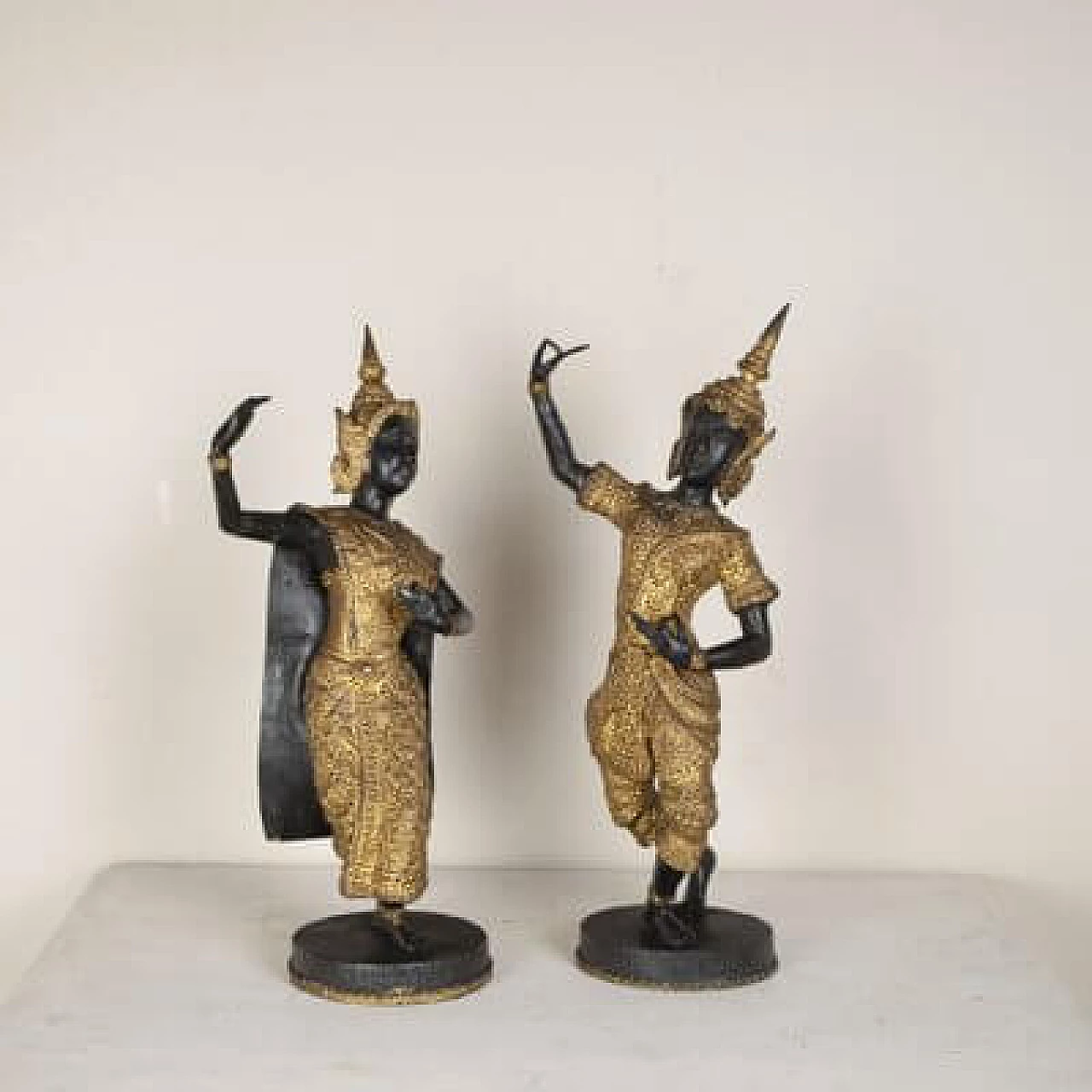 Coppia di sculture di guardiani del tempio di Rattanakosin Theppanom, anni '60 1