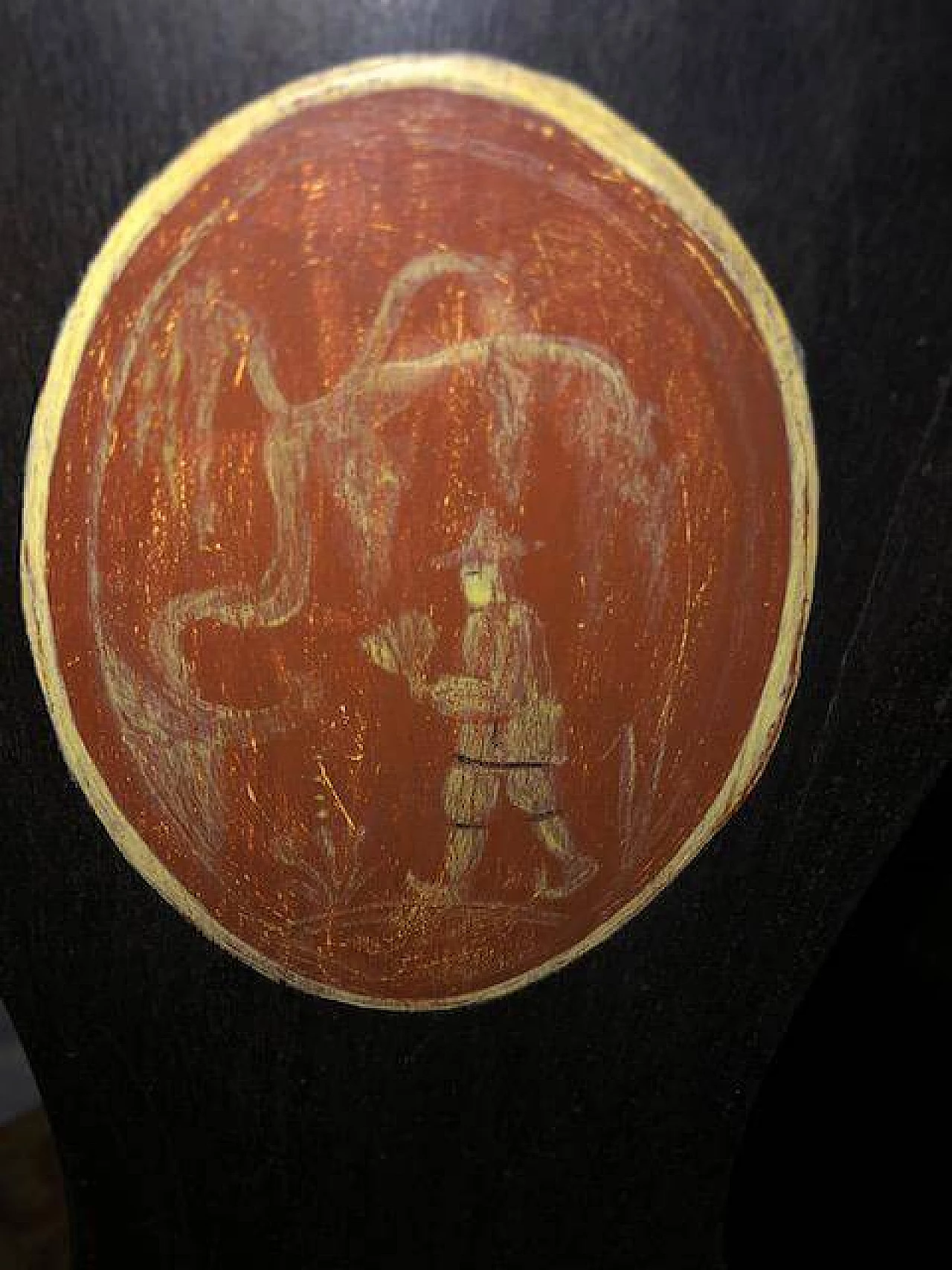 4 Sedie eclettiche in legno laccato con dipinti a cineseria, inizio '900 2