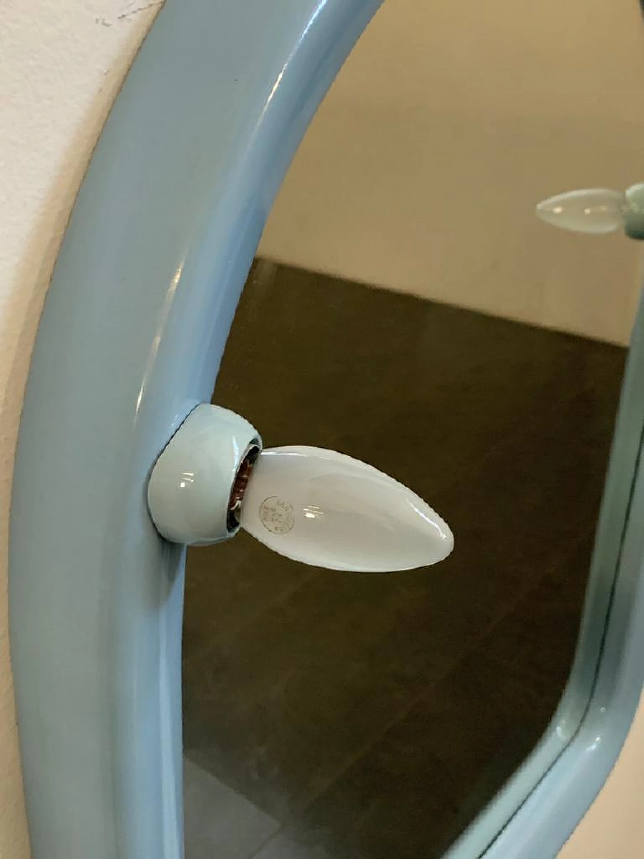 Specchiera in plastica con raccordi illuminanti per Carrara & Matta, anni '70 4