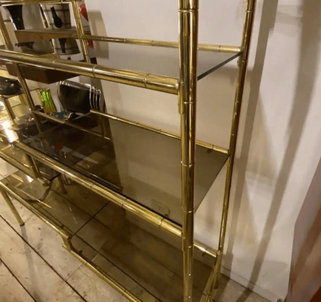Pair of bookcases in brass and smoked glass, 1970s 3