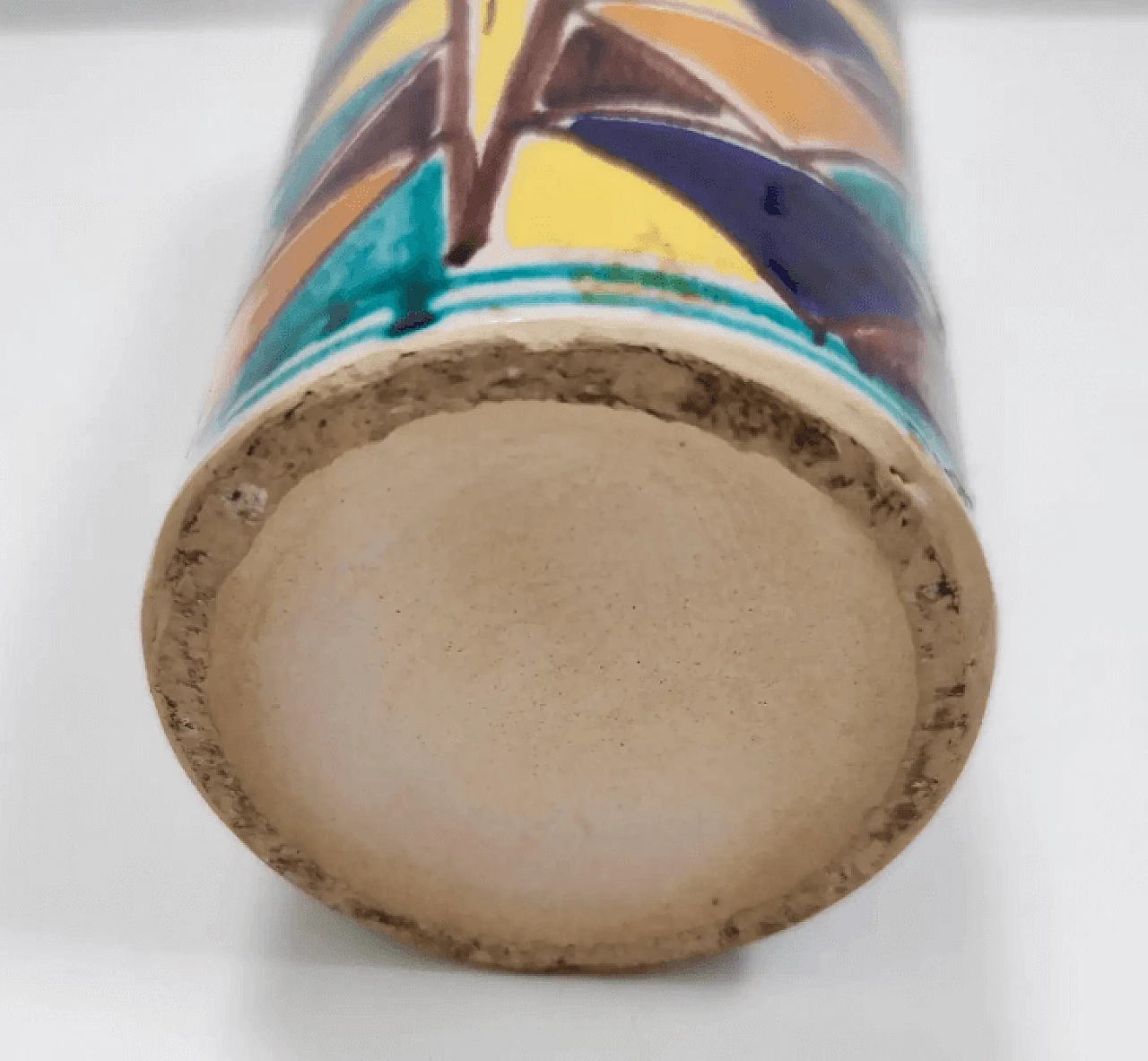 Vaso in ceramica laccata multicolore con motivi geometrici, anni '50 8