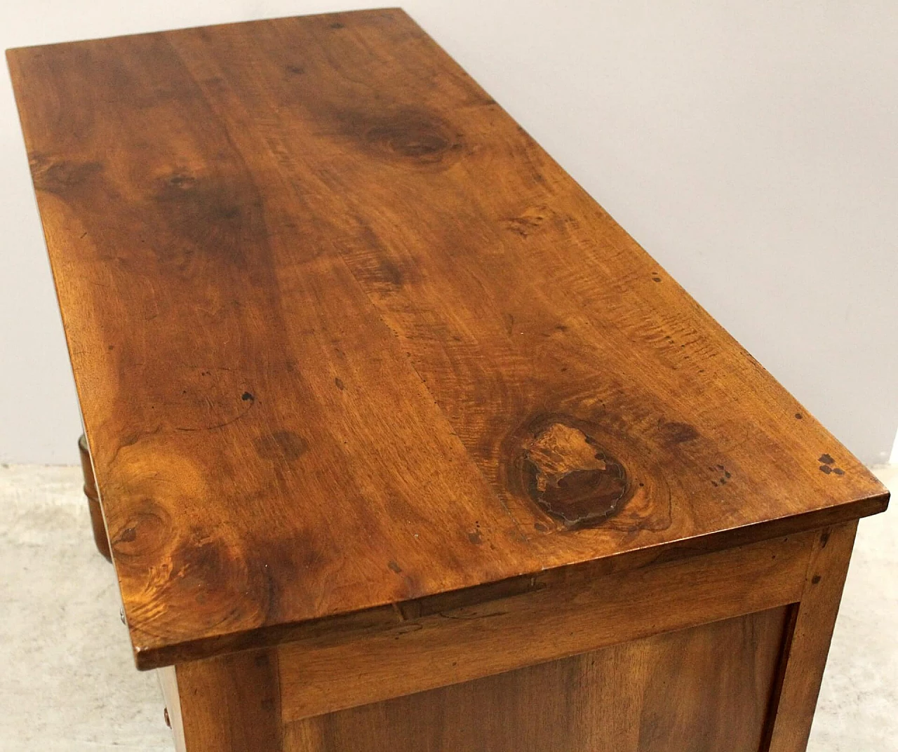 Empire chest of drawers in walnut, early 19th century 3