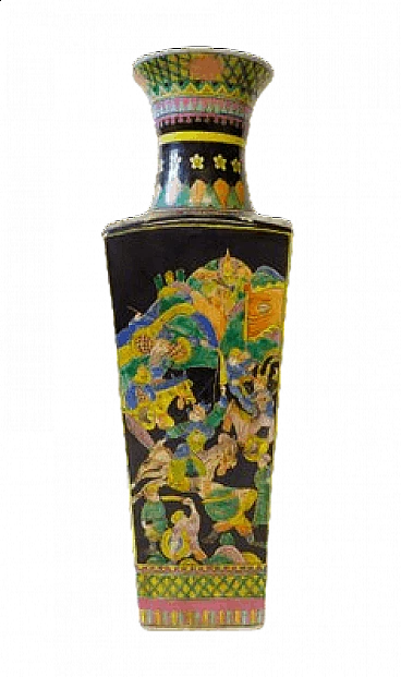 Vaso cinese in porcellana nera con decorazione multicolore, inizio '900