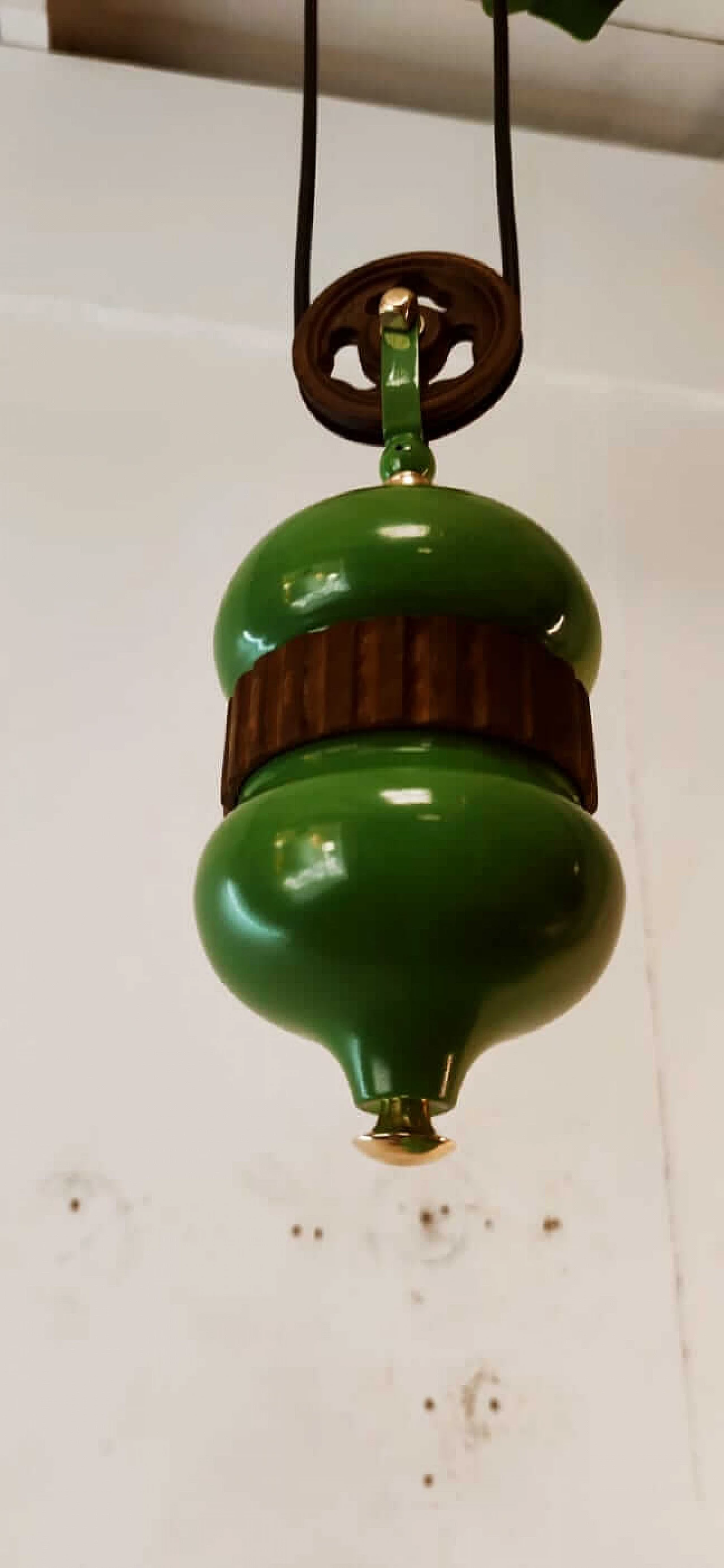 Lampada in vetro di Murano verde con carrucola in ottone e legno, anni '70 31