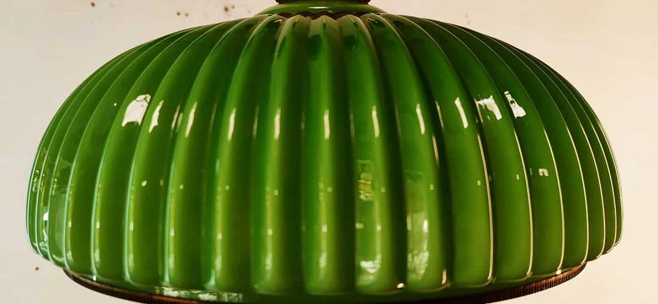 Lampada in vetro di Murano verde con carrucola in ottone e legno, anni '70 32