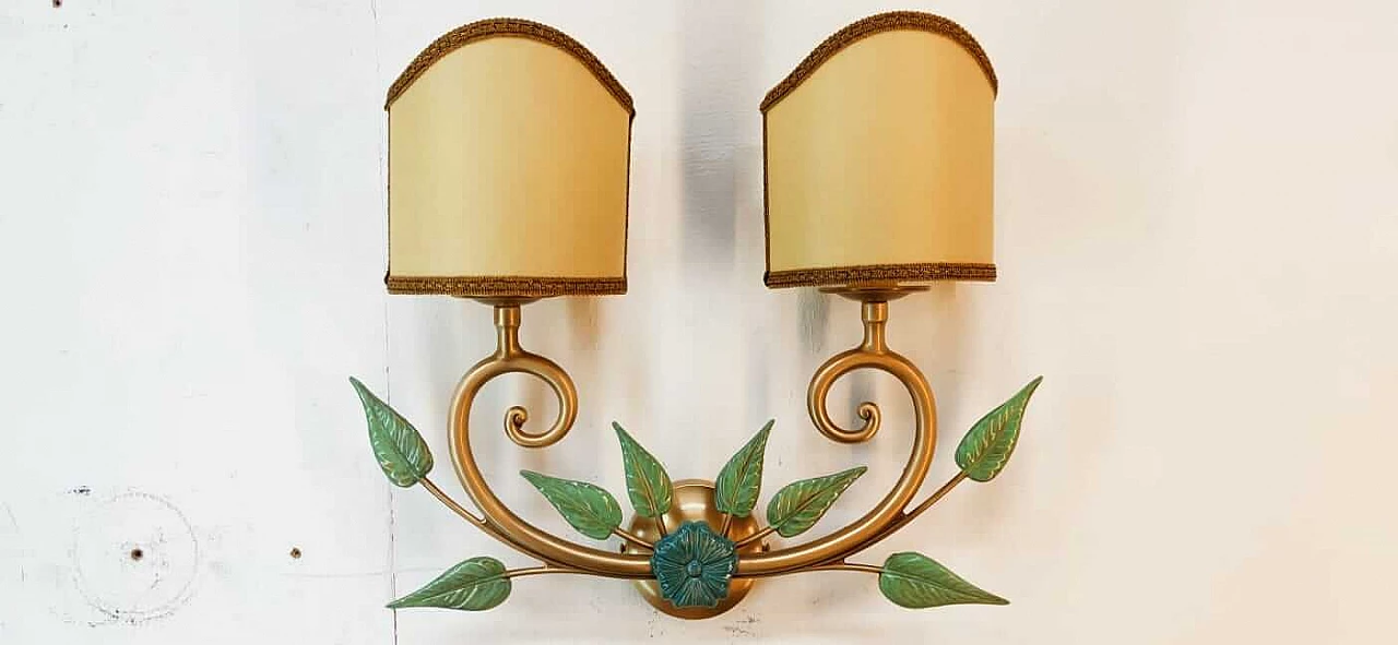 Applique a due luci in ottone con paralumi in pergamena, anni '80 3