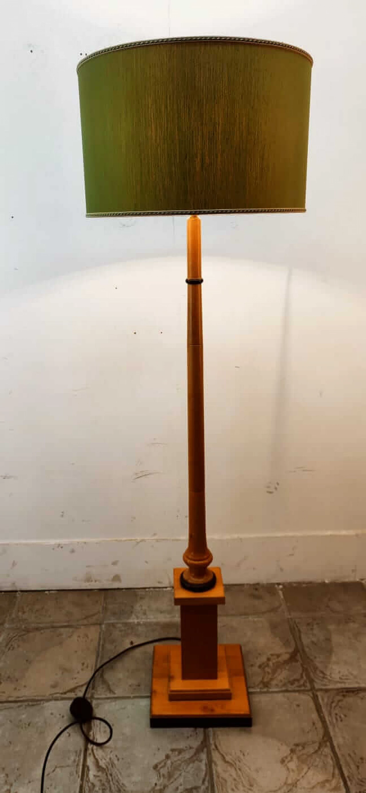 Wood floor lamp with green fabric lampshade, 1970s 10