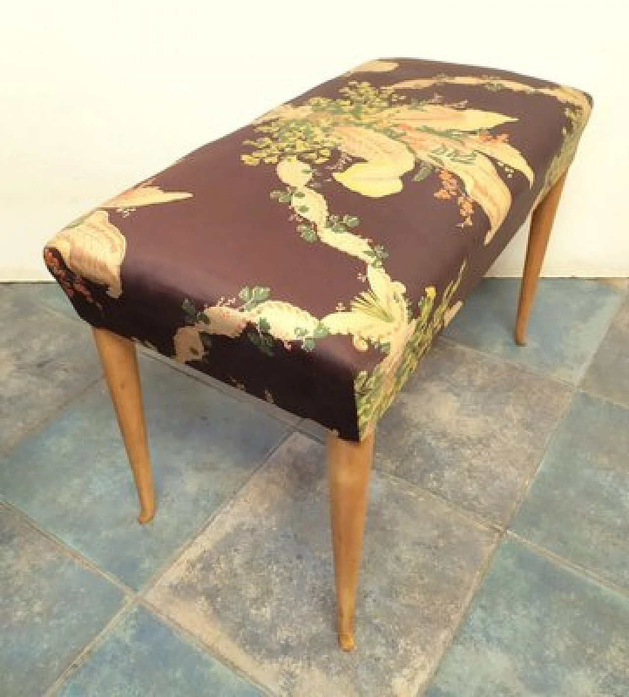 Fabric bench attributed to Osvaldo Borsani, 1940s 5