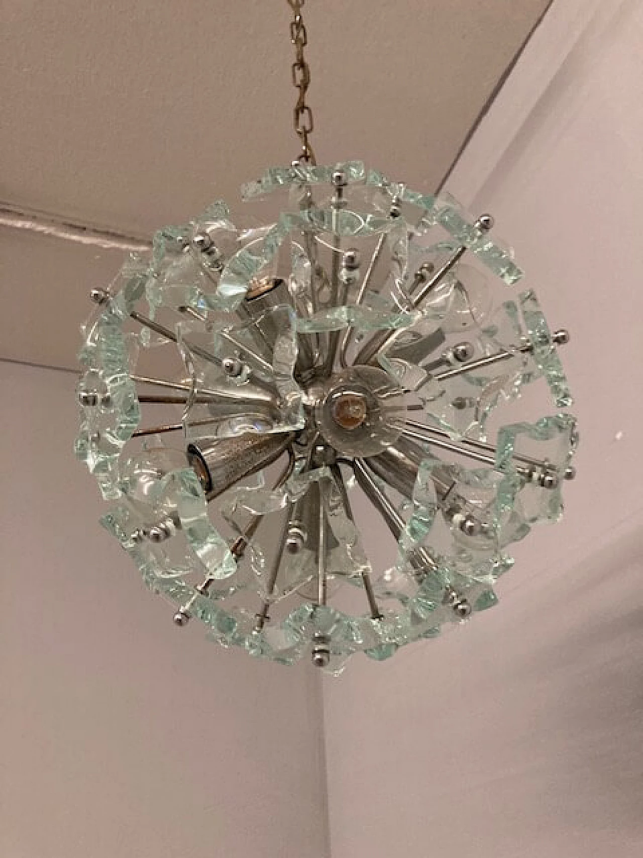 Sputnik eight-light frosted glass chandelier for Fontana Arte, 1968 11