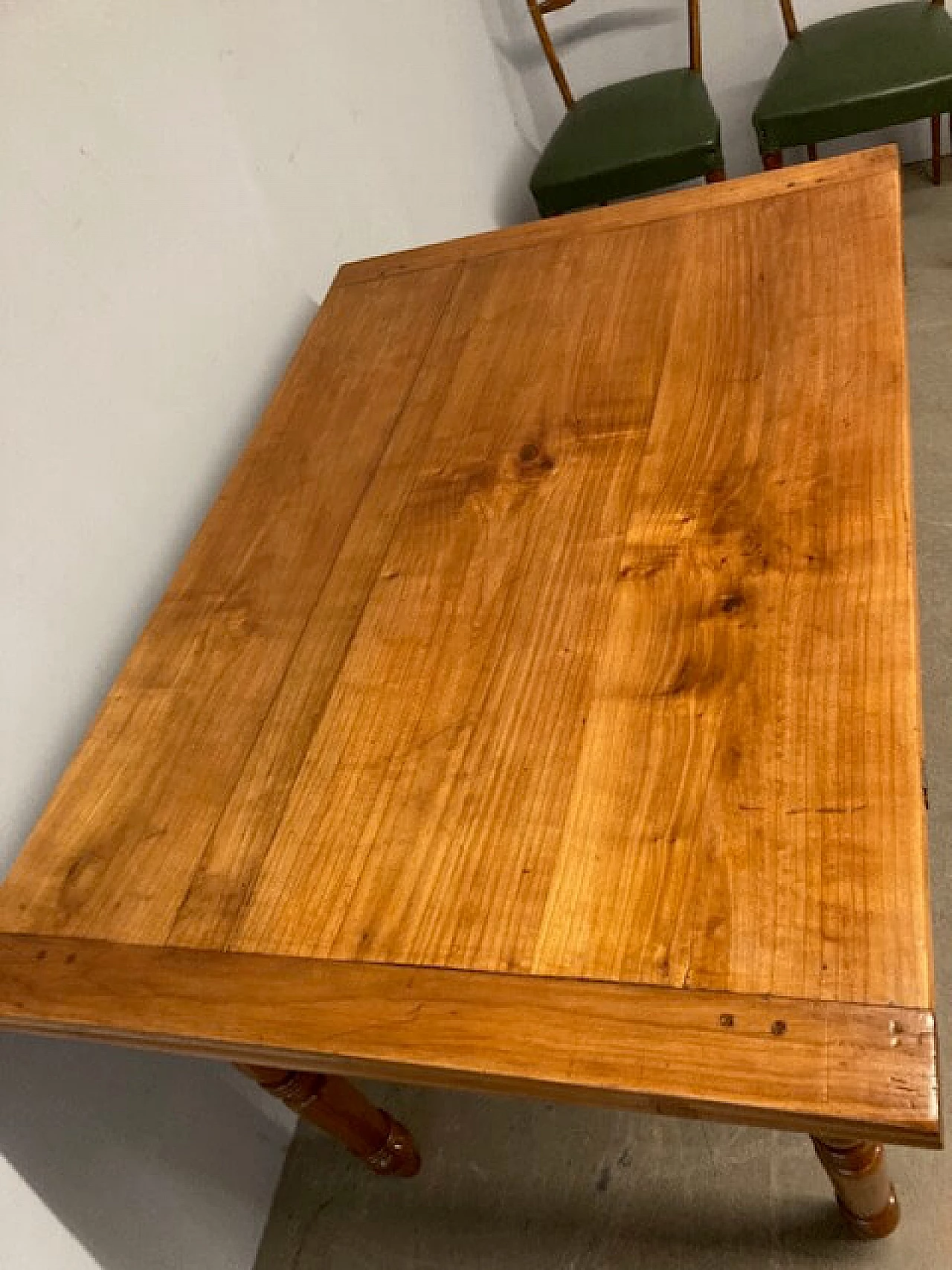 Tavolo allungabile Luigi Filippo in ciliegio massello, metà '800 7