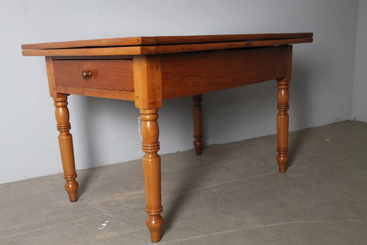 Louis Philippe solid cherry wood extendable table, mid-19th century 16