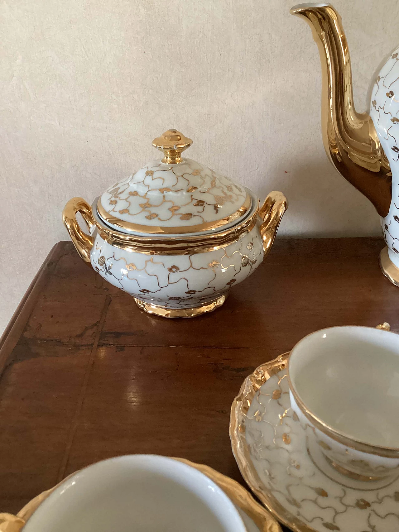 White and gilded ceramic coffee service, 1940s 3