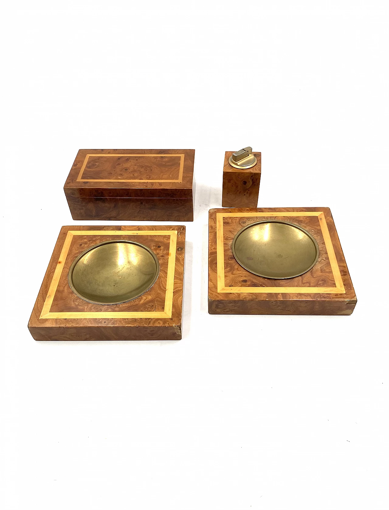 Pair of ashtrays, lighter and cigar holder in brass and wood, 1970s 7