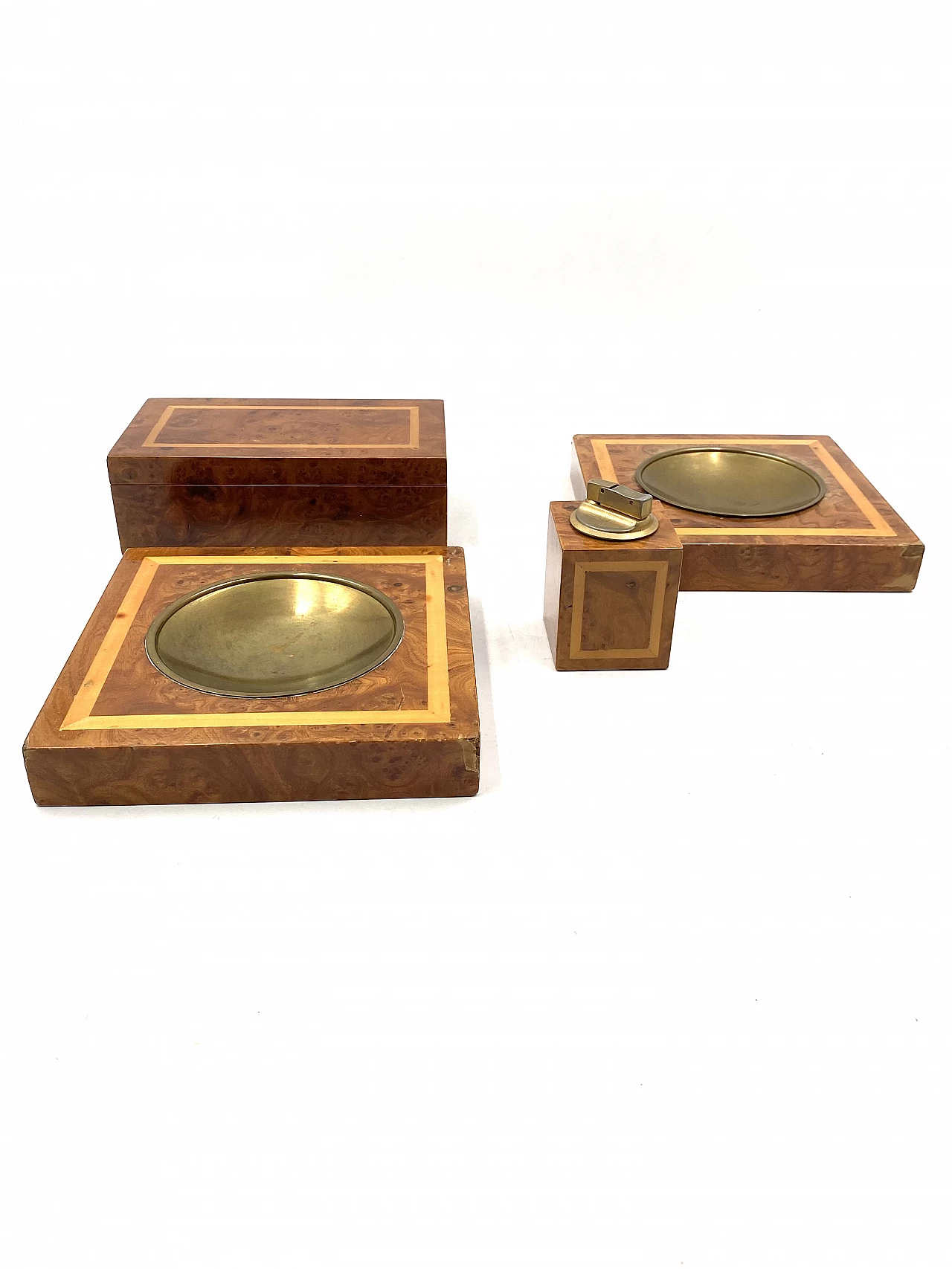 Pair of ashtrays, lighter and cigar holder in brass and wood, 1970s 22