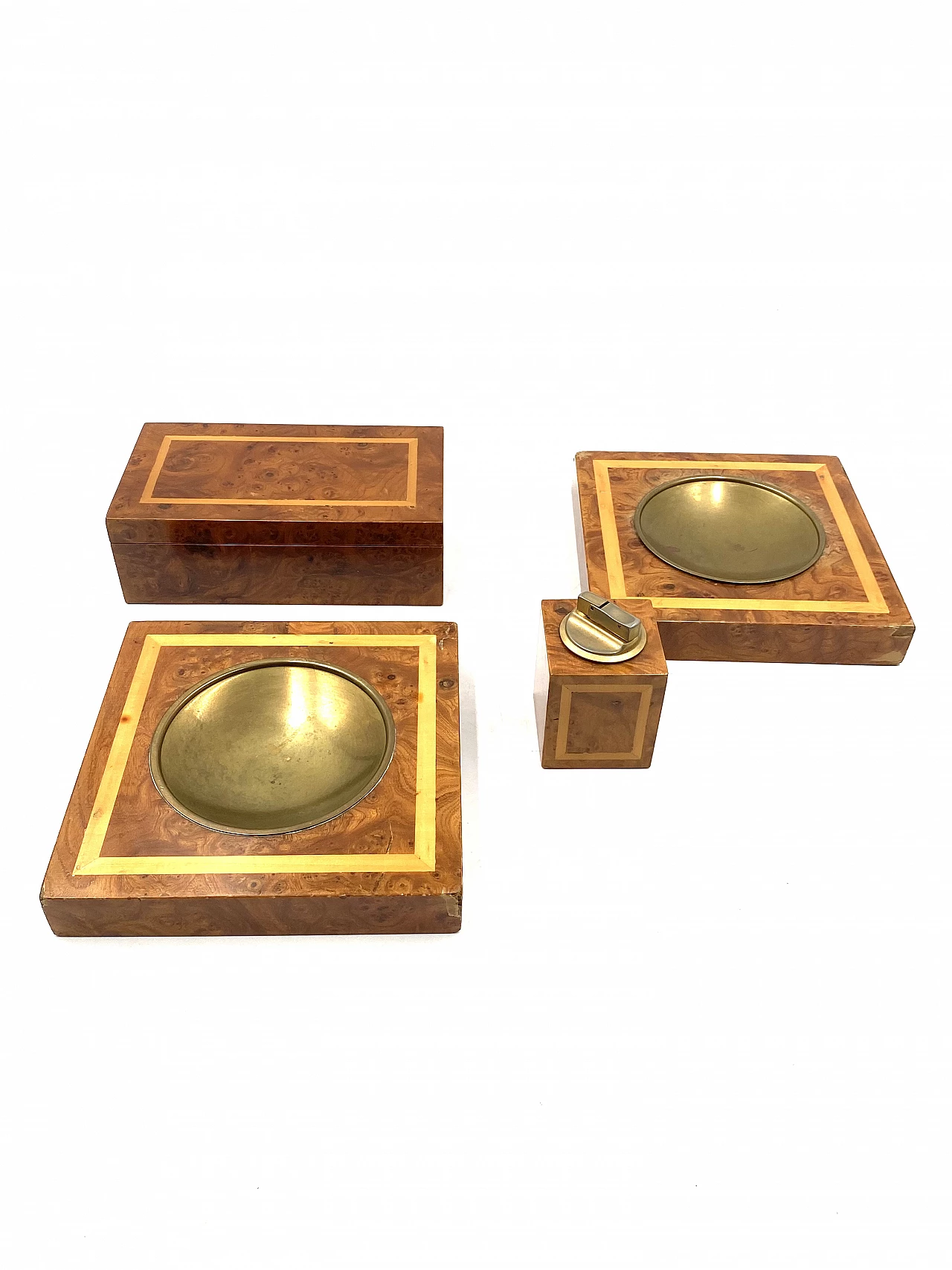 Pair of ashtrays, lighter and cigar holder in brass and wood, 1970s 23