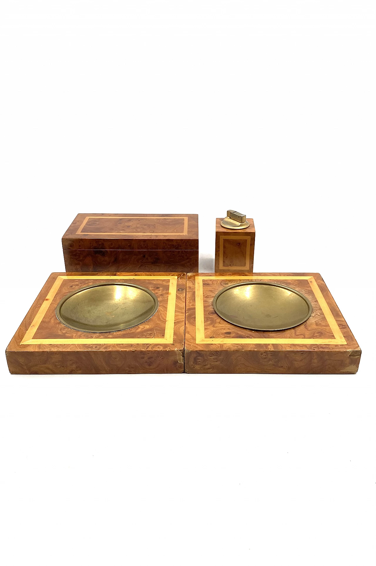 Pair of ashtrays, lighter and cigar holder in brass and wood, 1970s 25
