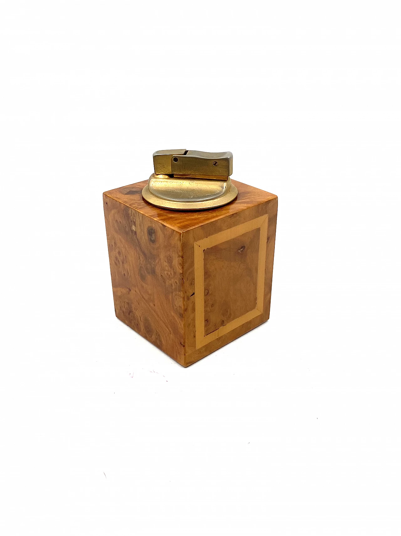 Pair of ashtrays, lighter and cigar holder in brass and wood, 1970s 27