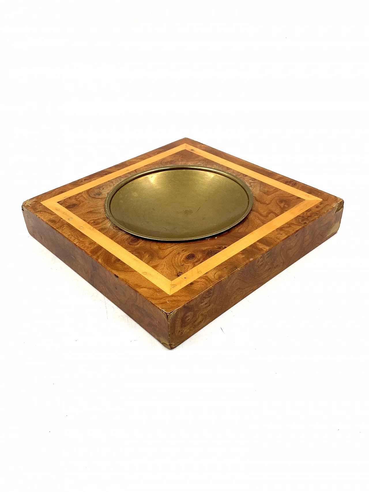 Pair of ashtrays, lighter and cigar holder in brass and wood, 1970s 29