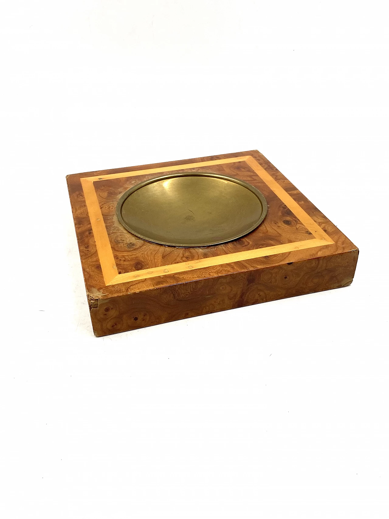 Pair of ashtrays, lighter and cigar holder in brass and wood, 1970s 30