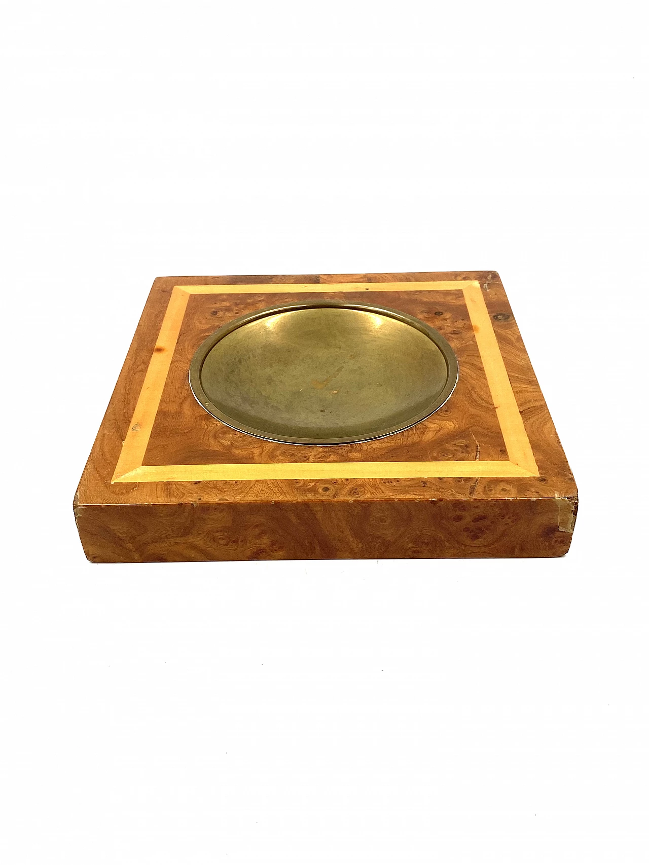 Pair of ashtrays, lighter and cigar holder in brass and wood, 1970s 31