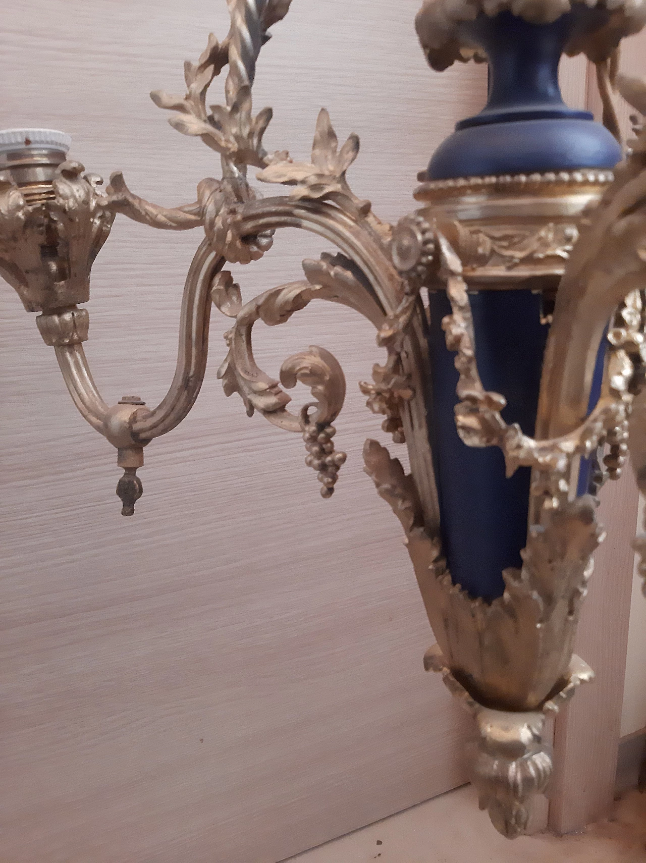 Louis XVI bronze chandelier, early 19th century 5