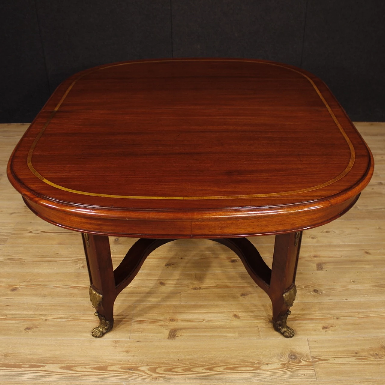 Mahogany extendable table with inlay and bronze details, 1930s 3