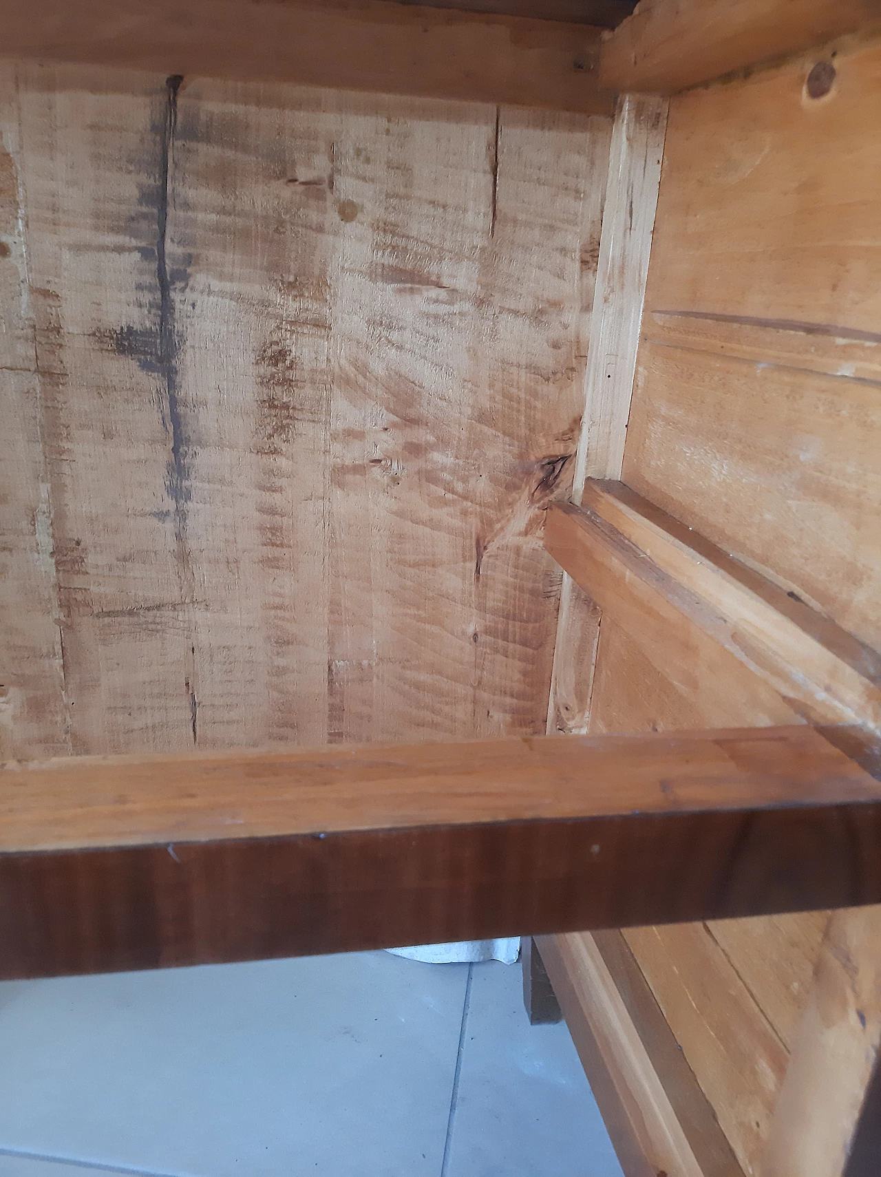 Cassettone in legno lastronato noce, fine '700 6