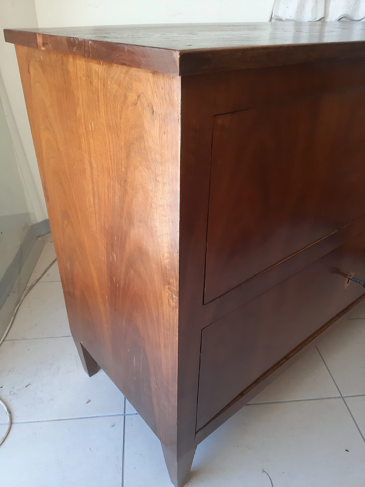 Cassettone in legno lastronato noce, fine '700 9