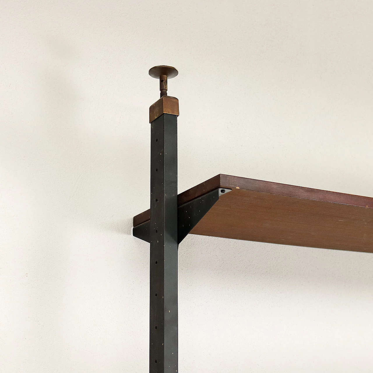 Libreria a soffitto in noce impiallacciato e metallo, anni '60 2