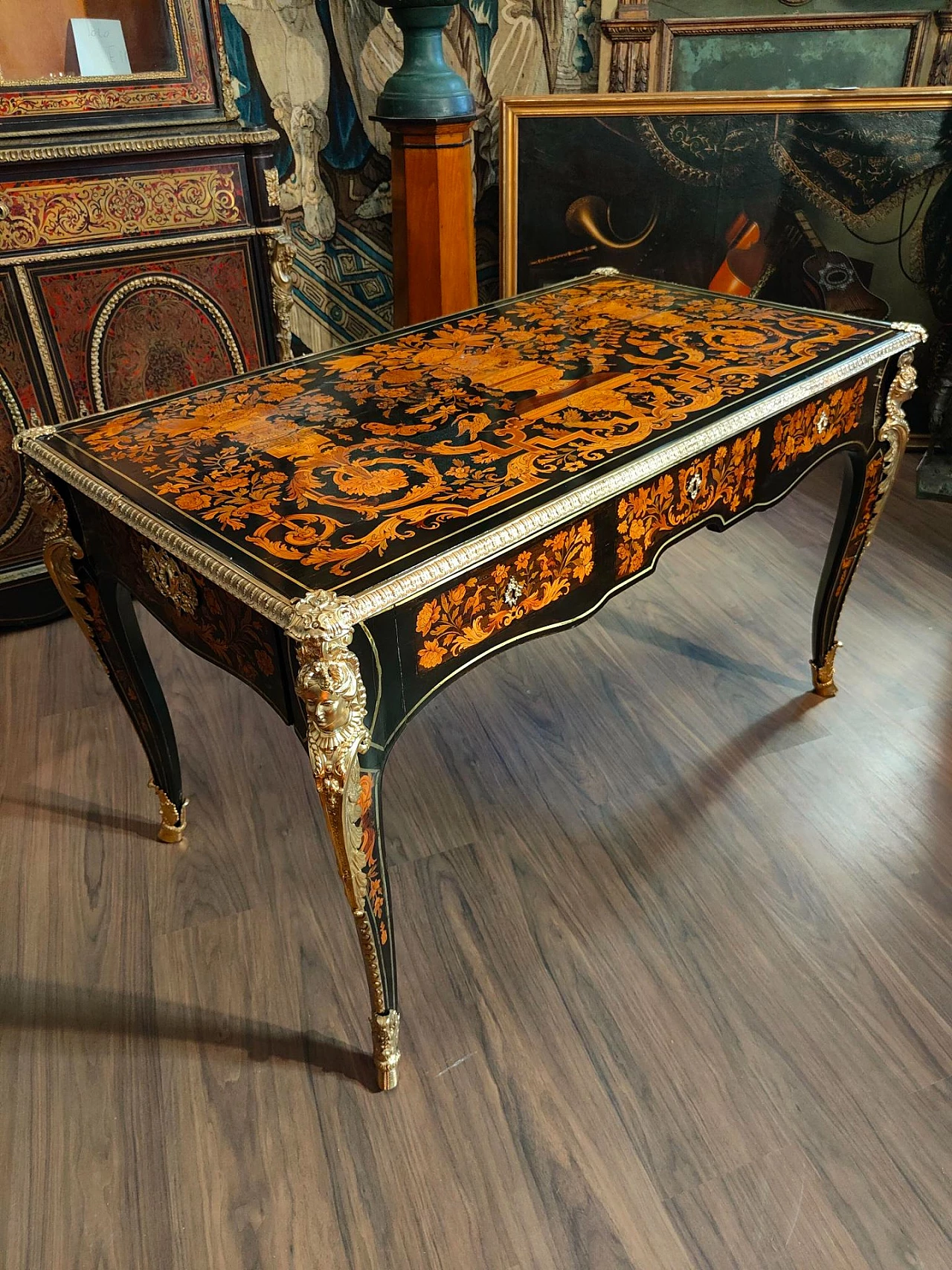Inlaid desk with floral and animals depictions and applications in gilded bronze, 19th century 9