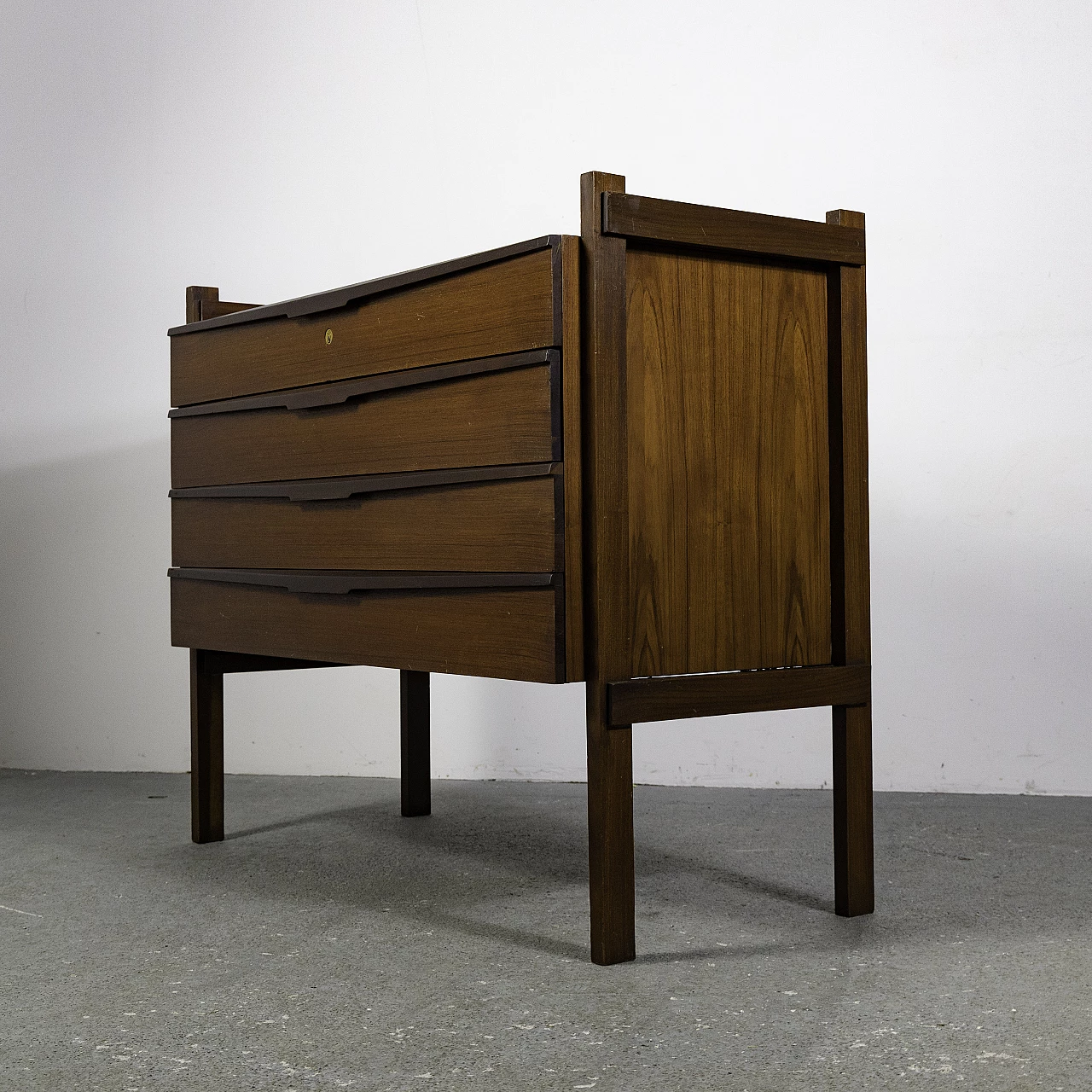 Teak wood chest of drawers, 1960s 4