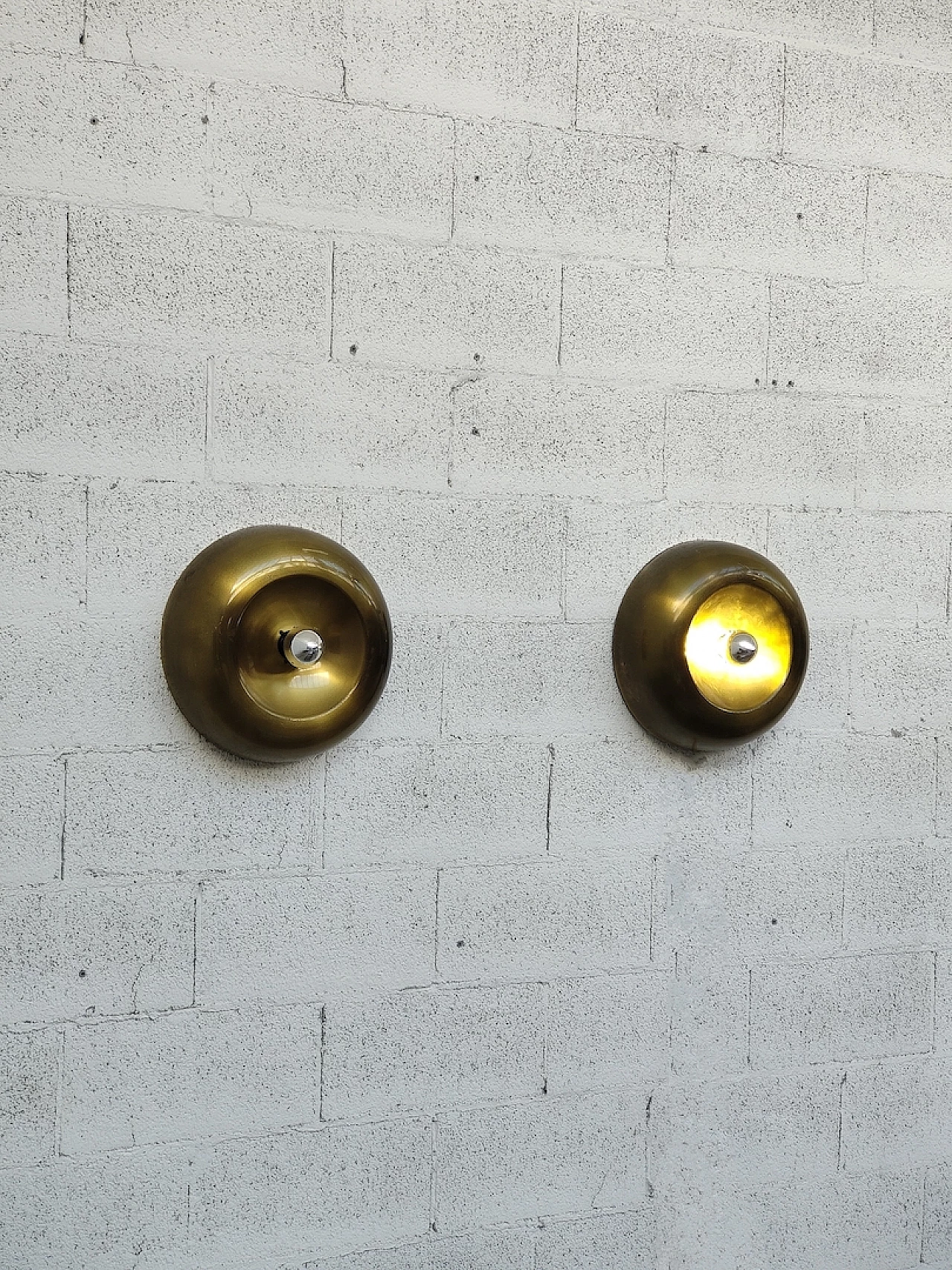 Pair of round brass wall lights, 1960s 2
