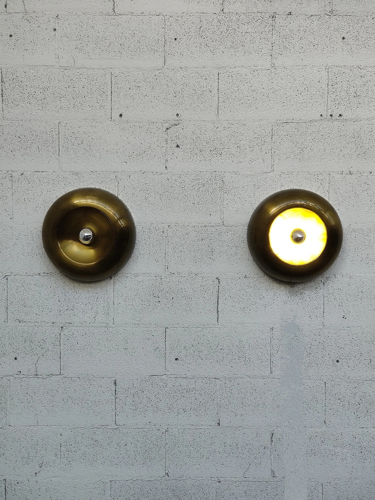 Pair of round brass wall lights, 1960s 3