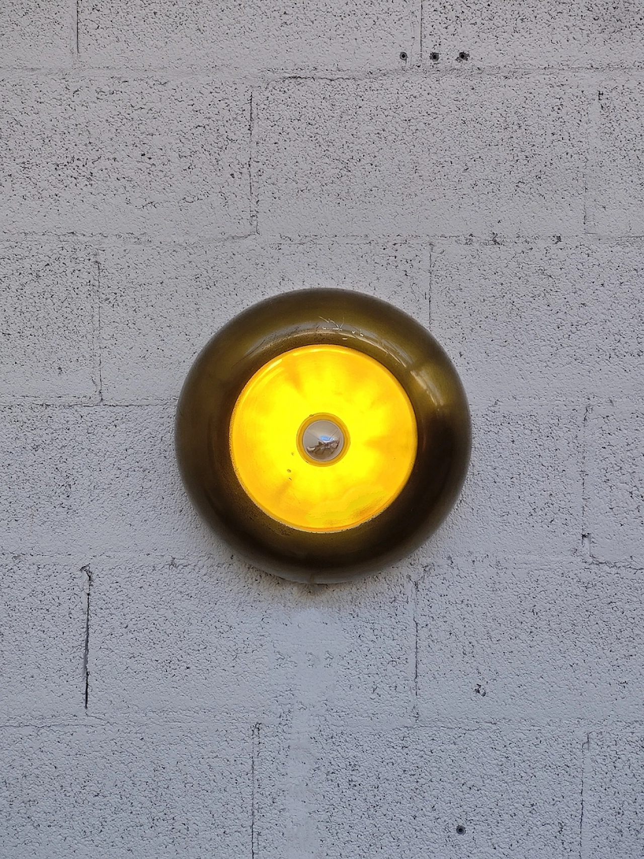 Pair of round brass wall lights, 1960s 7