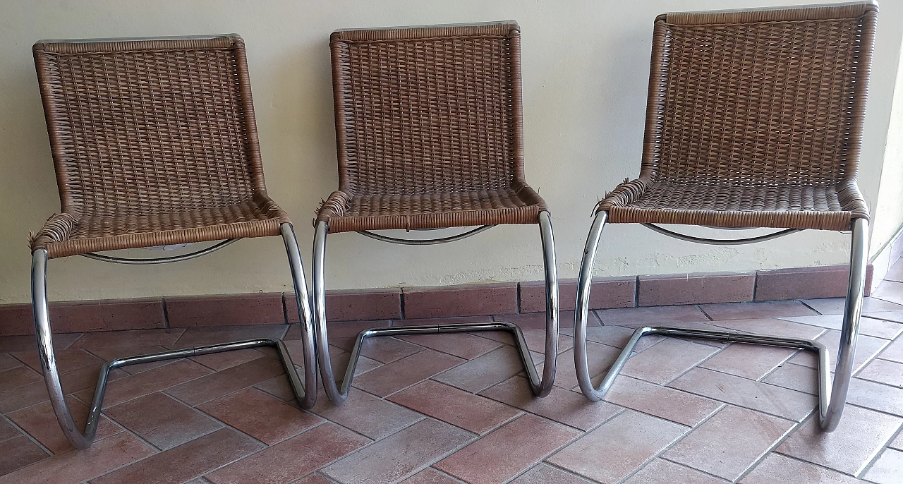 3 Sedie MR10 in acciaio cromato e rattan di Ludwig Mies van der Rohe per Thonet, anni '60 1