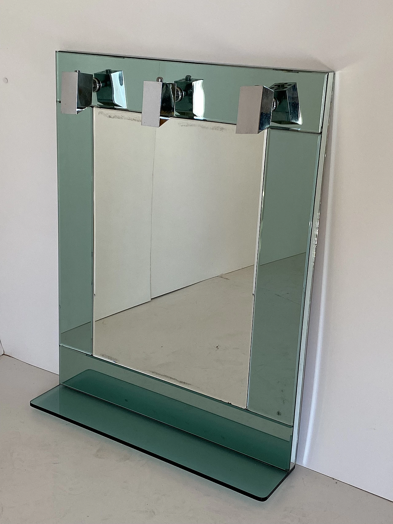 Specchio con cornice in vetro color acqua marina e tre punti luce, anni '60 8